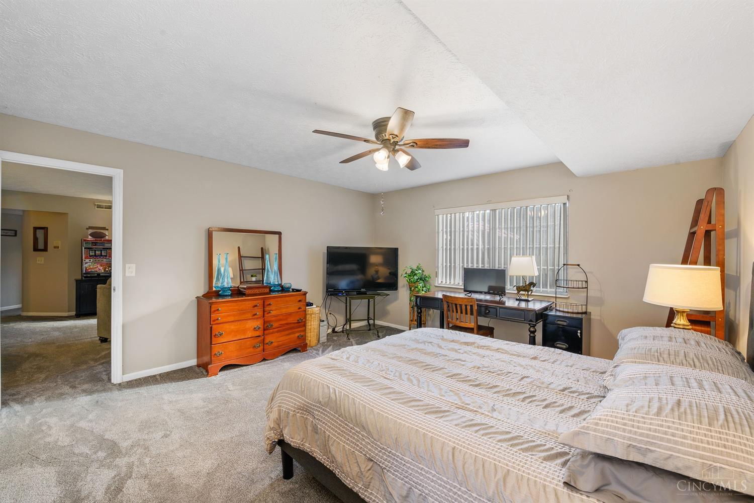 3225 Heritage Square Drive 23