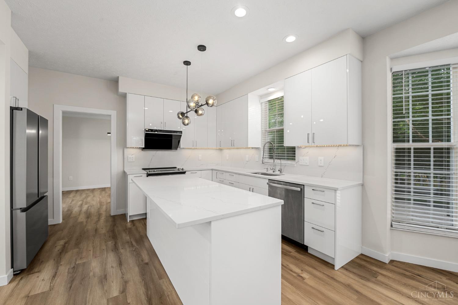 3317 Woodlake Court