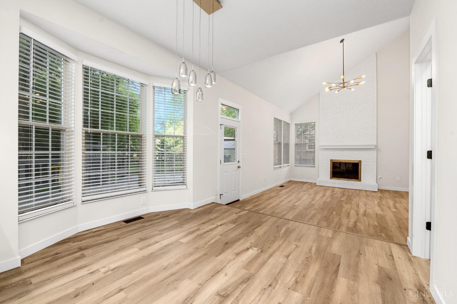 3317 Woodlake Court
