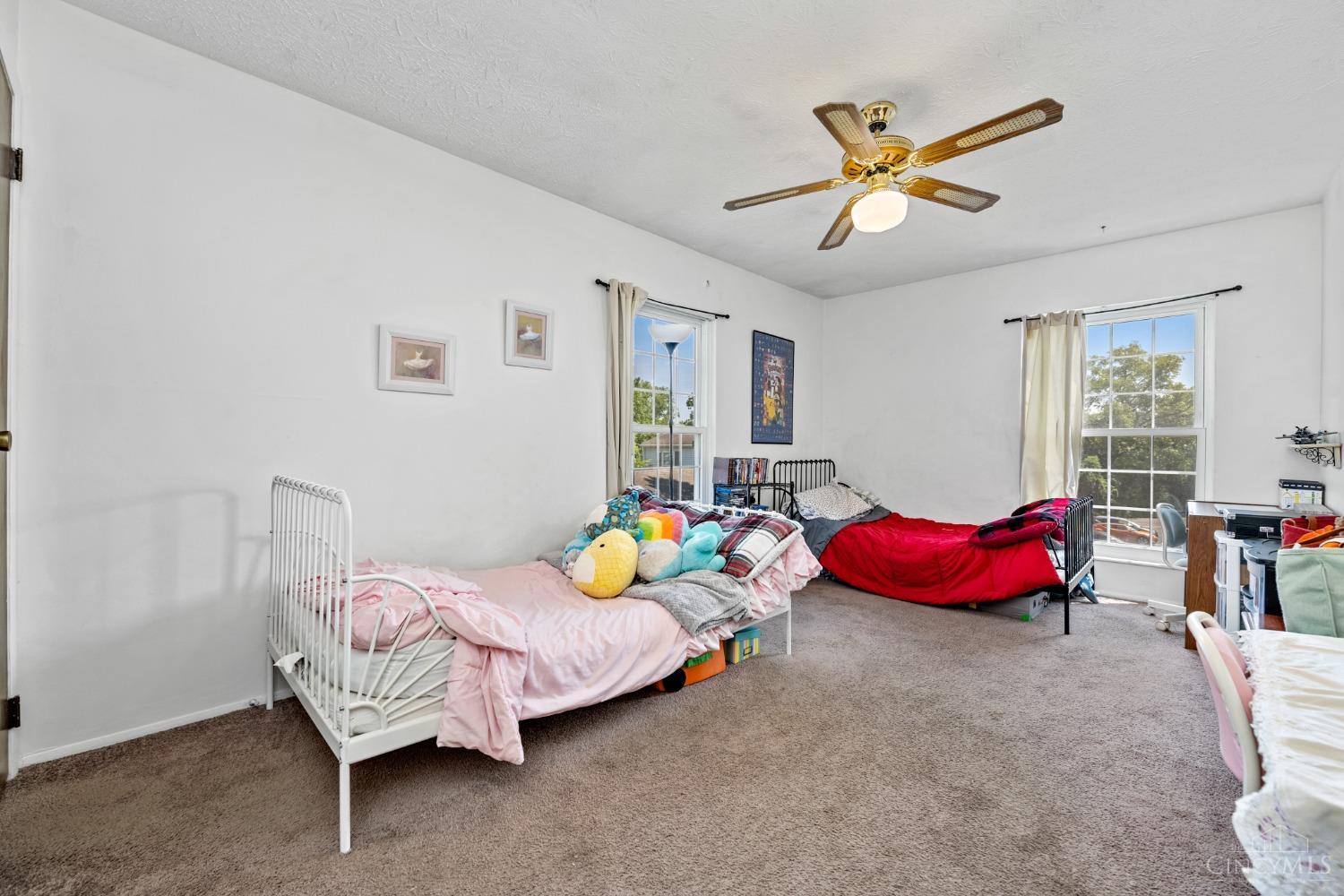 17 Moonbeam Court