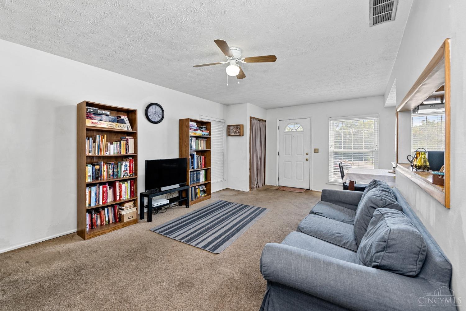 17 Moonbeam Court