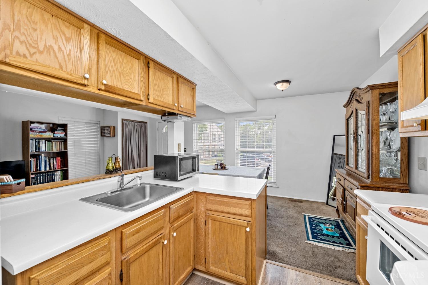 17 Moonbeam Court