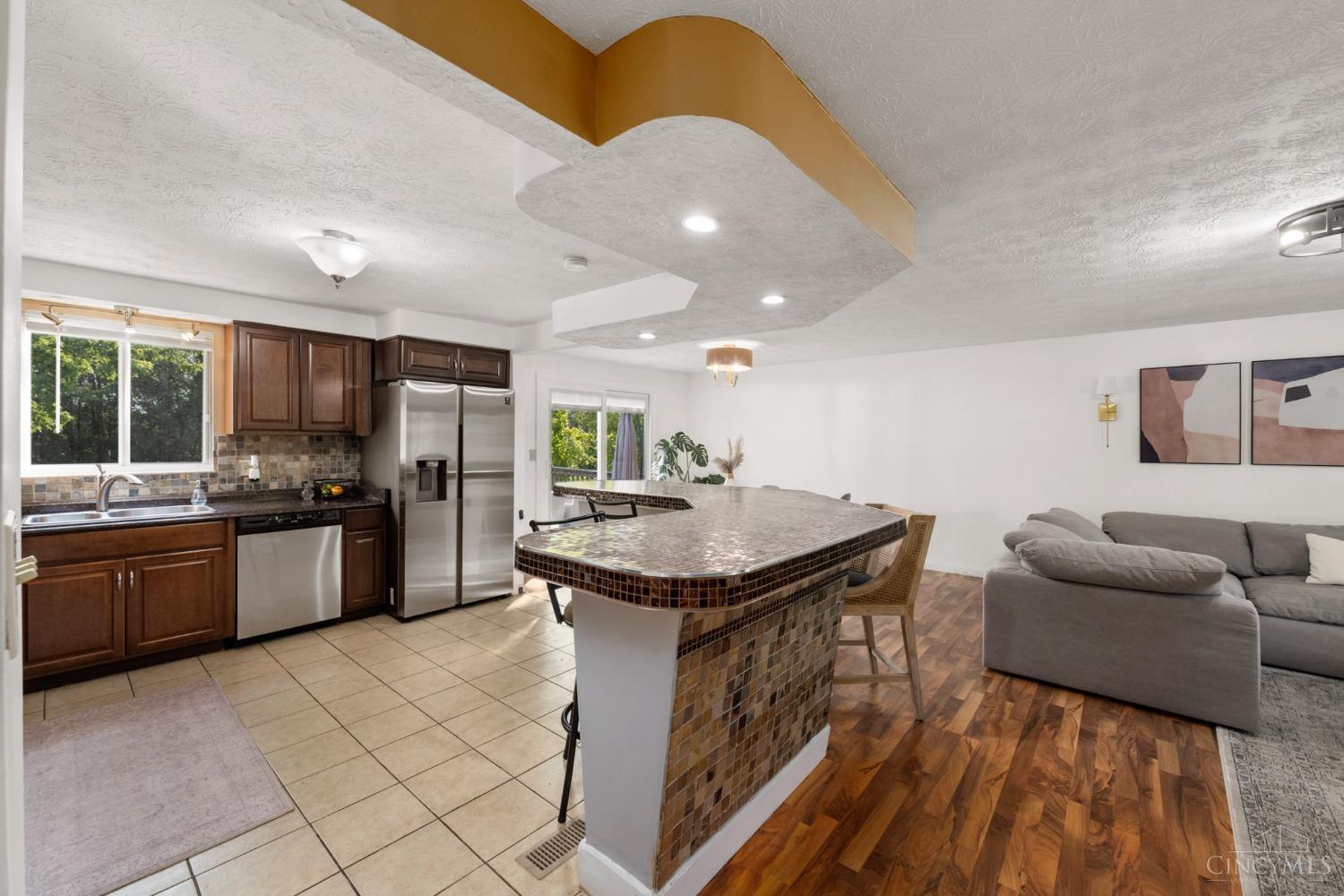 10125 Forestedge Lane