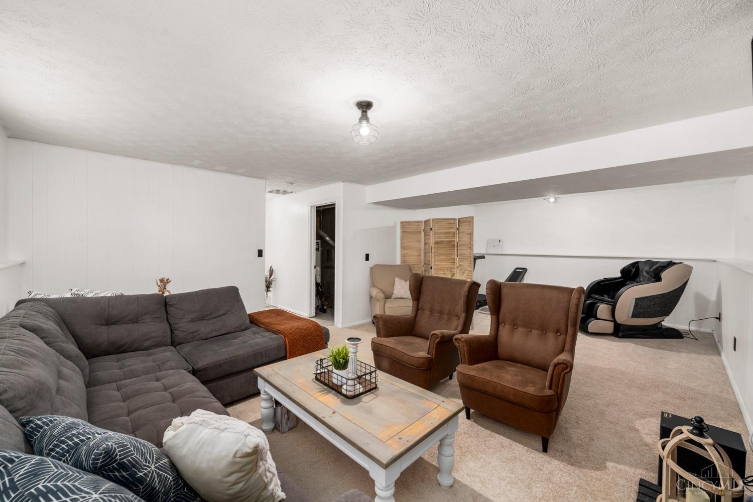 10125 Forestedge Lane