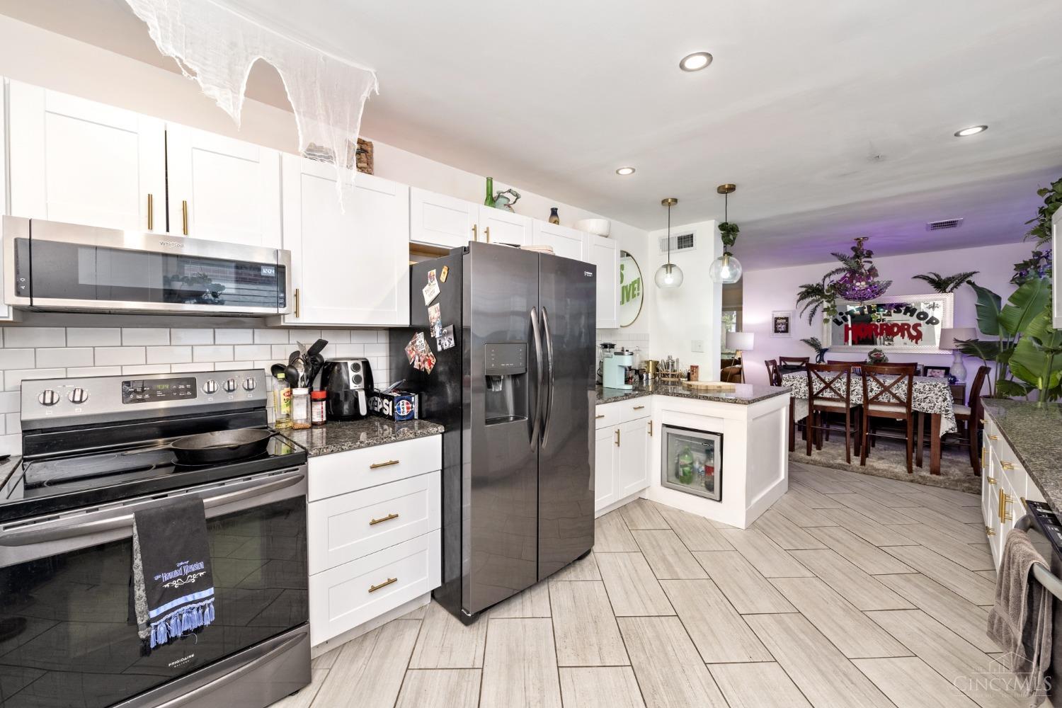 1118 Sunnyslope Drive