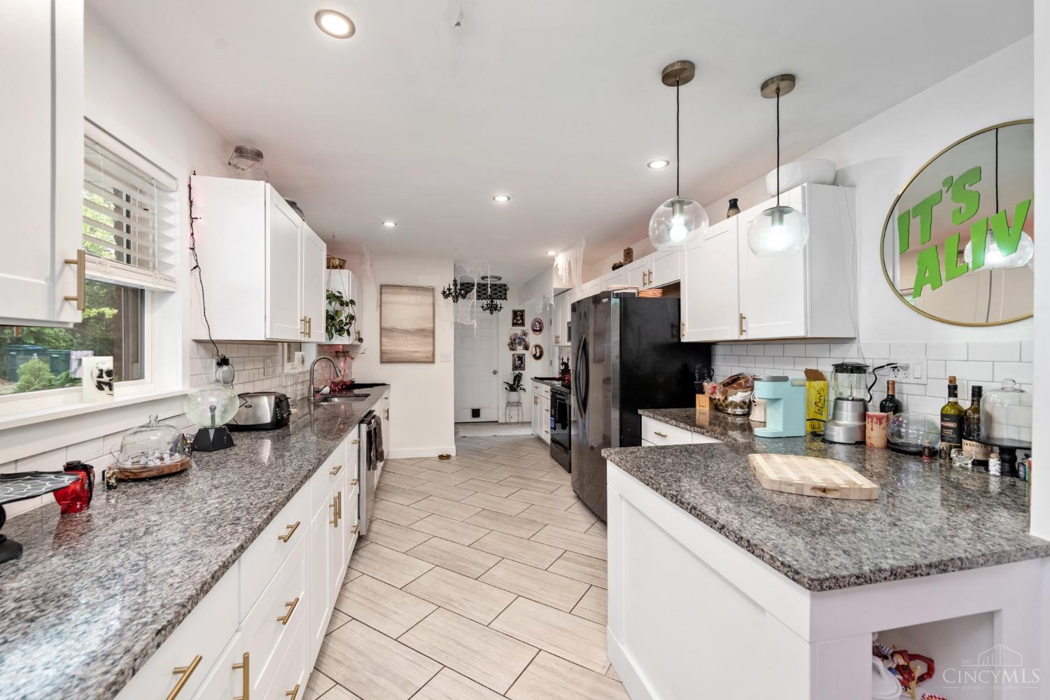 1118 Sunnyslope Drive