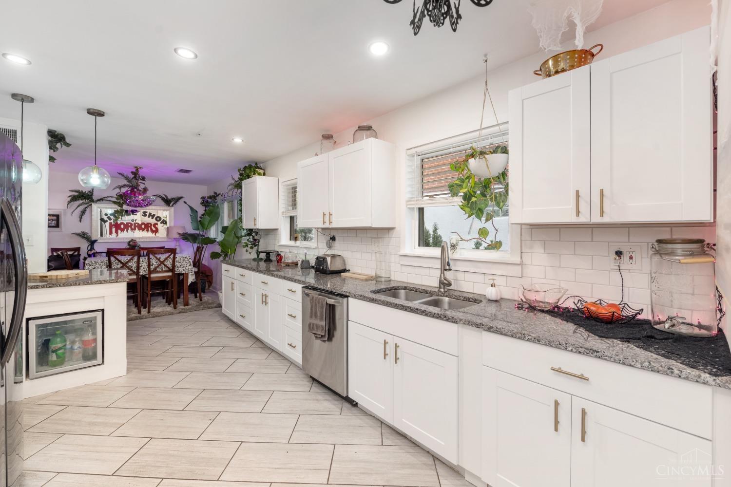 1118 Sunnyslope Drive