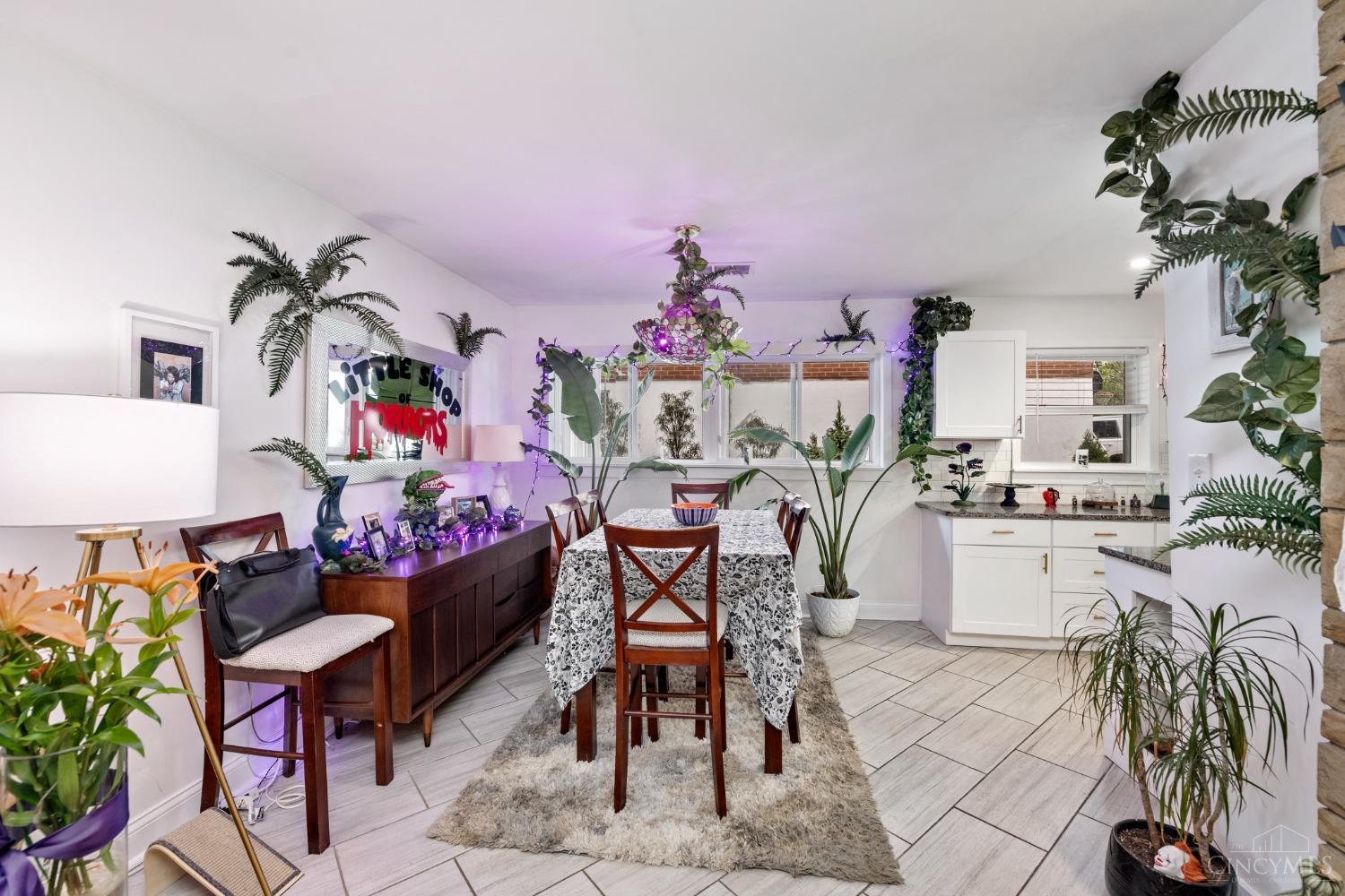 1118 Sunnyslope Drive