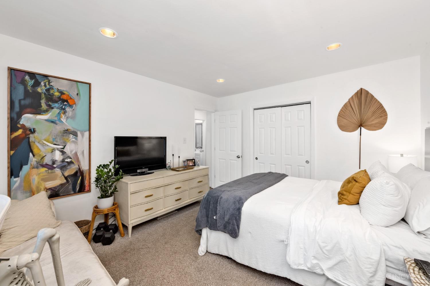 1118 Sunnyslope Drive