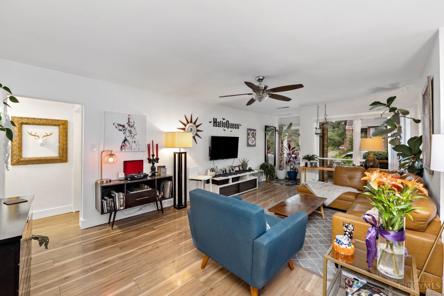 1118 Sunnyslope Drive