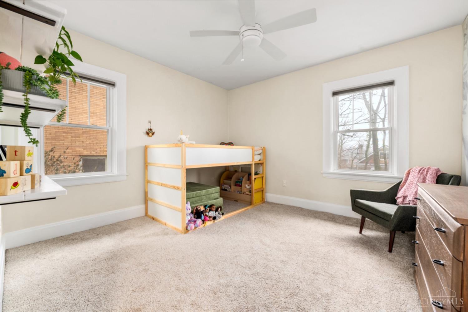 1541 St Leger Place