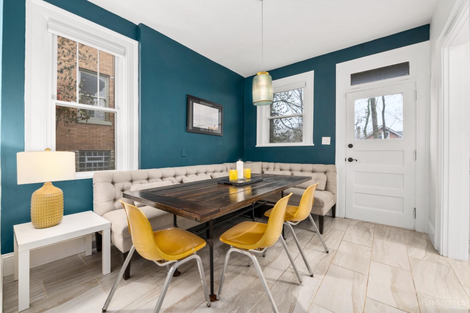 1541 St Leger Place