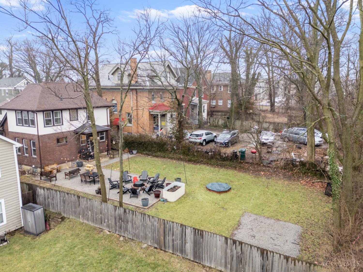 1541 St Leger Place