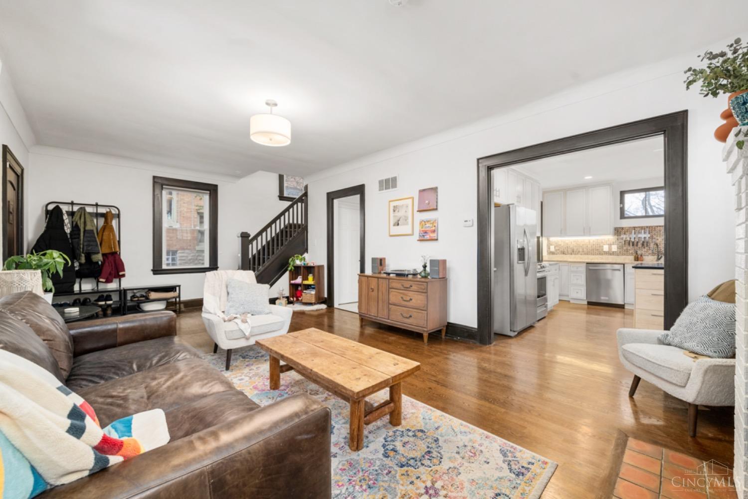 1541 St Leger Place