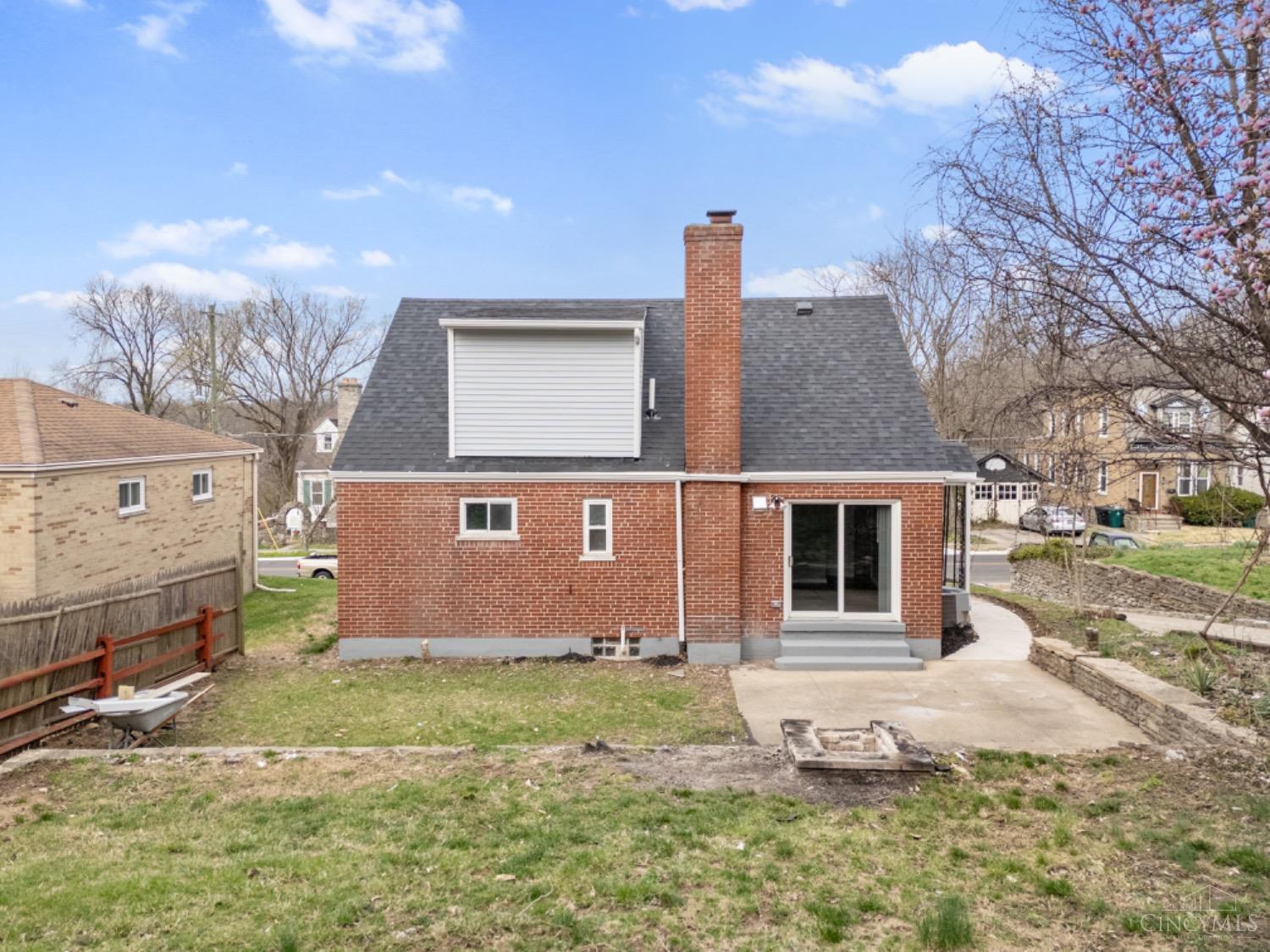 3210 Cavanaugh Avenue