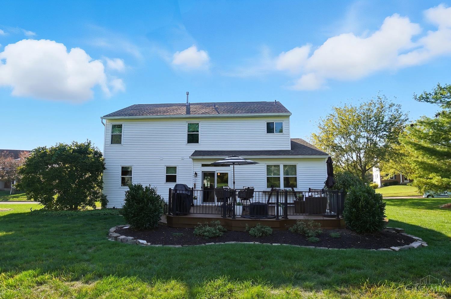 2 Cobblestone Drive