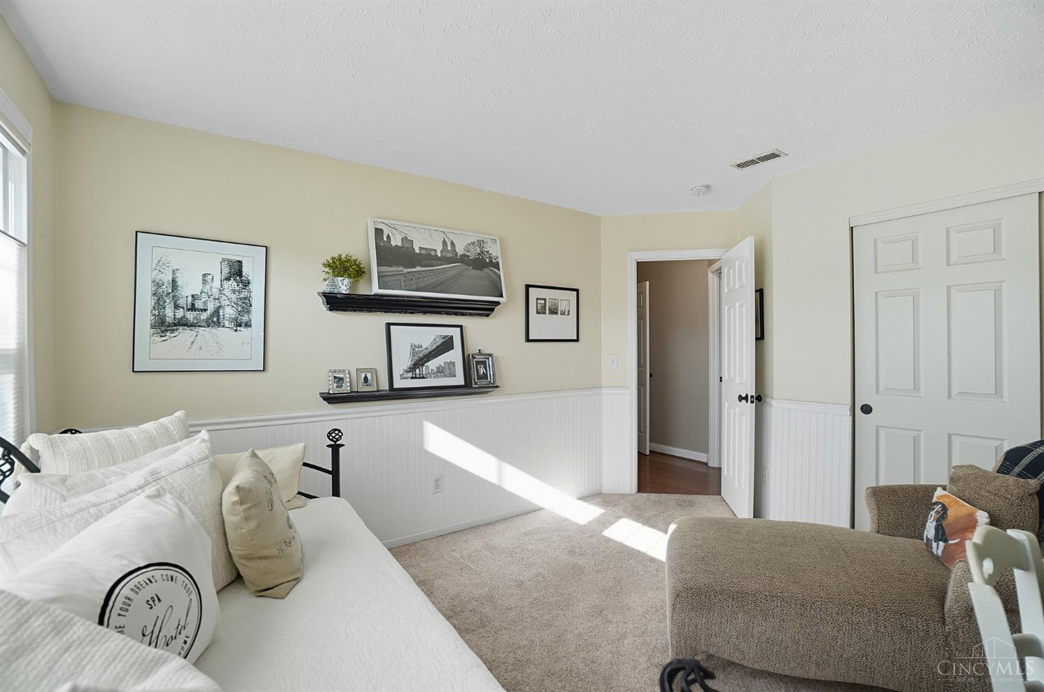 2 Cobblestone Drive