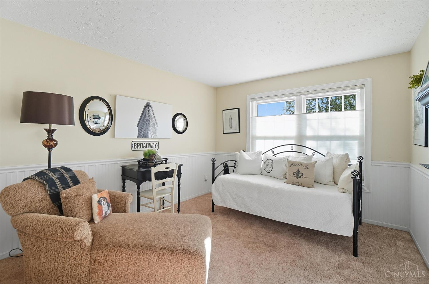 2 Cobblestone Drive