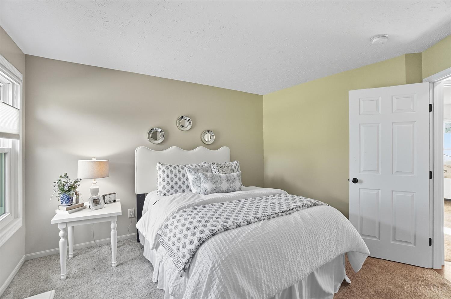 2 Cobblestone Drive