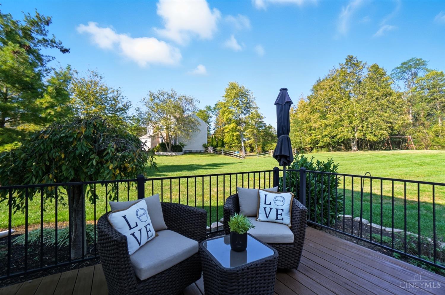 2 Cobblestone Drive