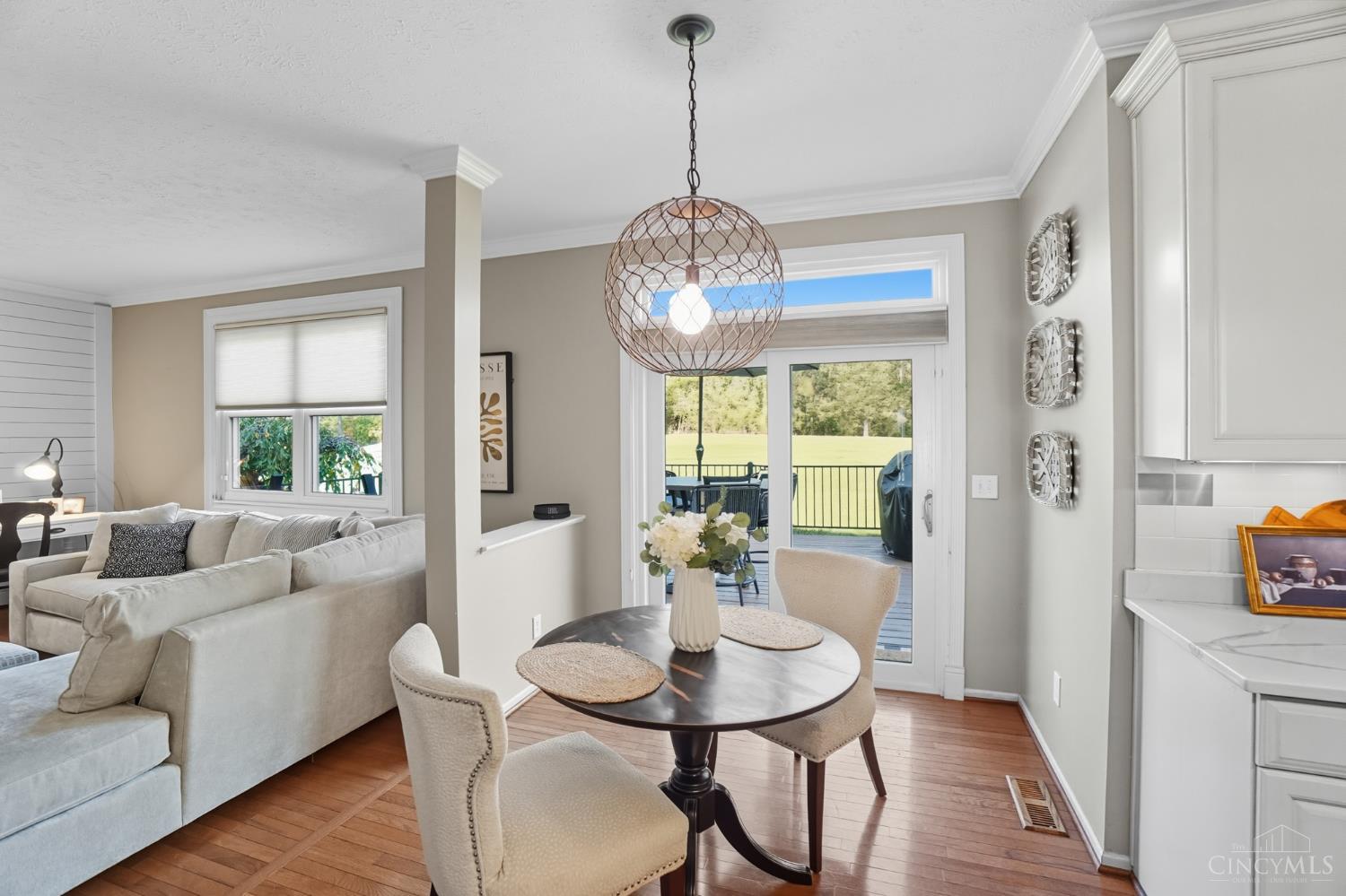 2 Cobblestone Drive