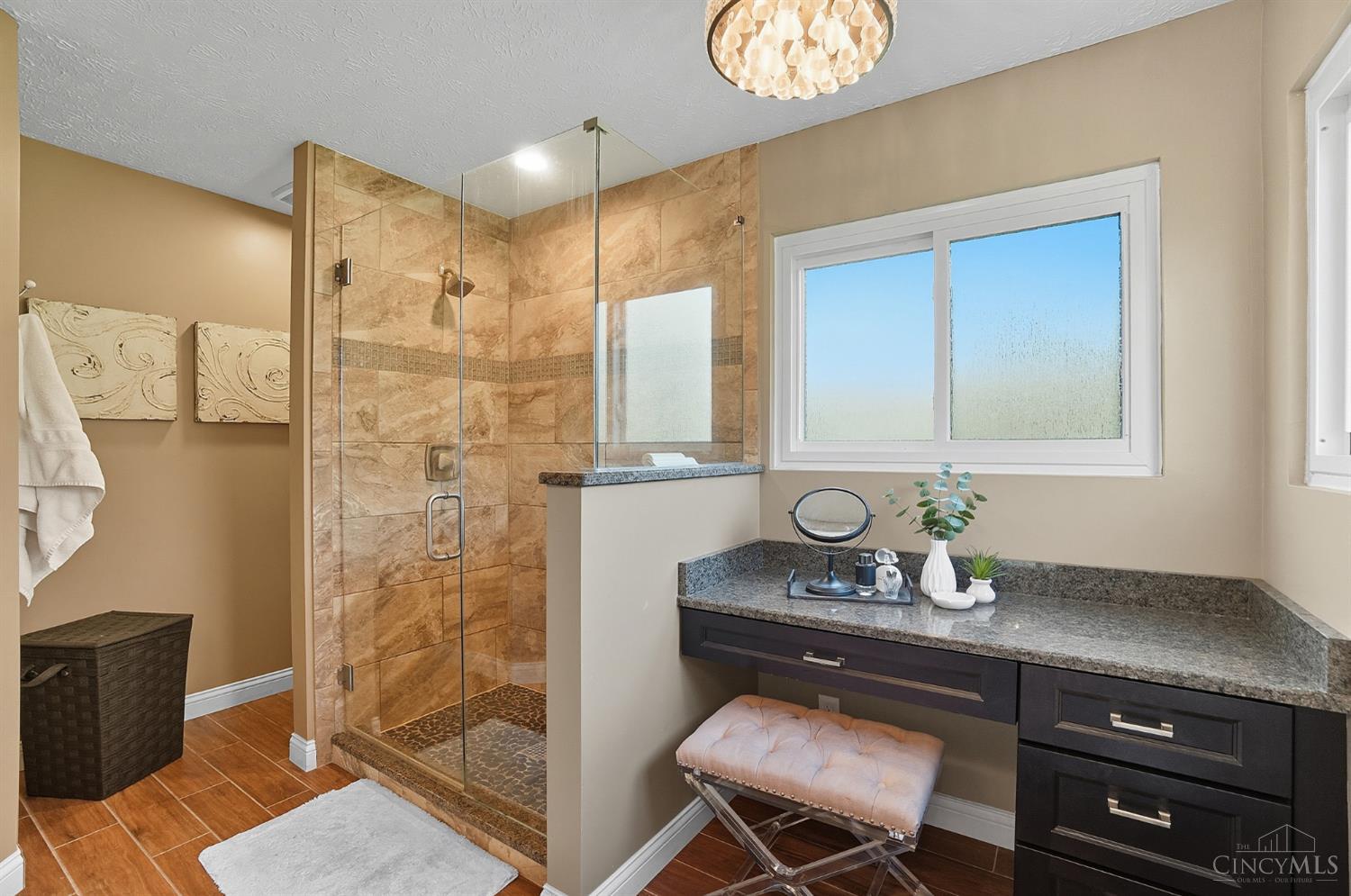 2 Cobblestone Drive