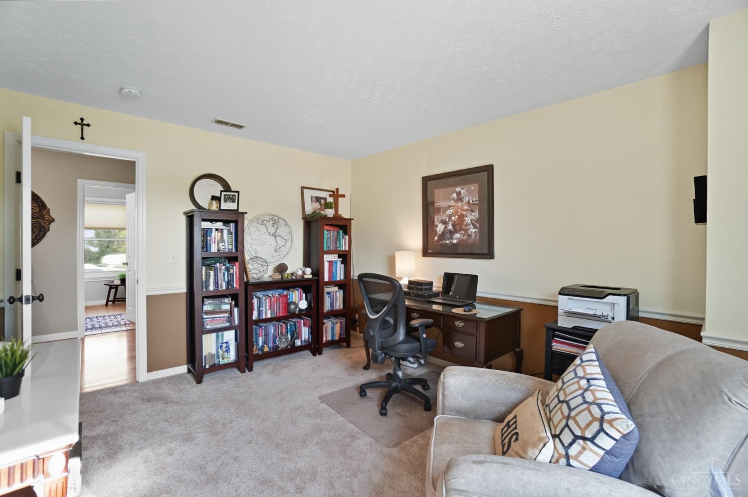 2 Cobblestone Drive