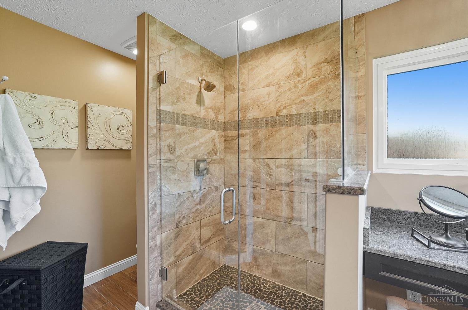 2 Cobblestone Drive