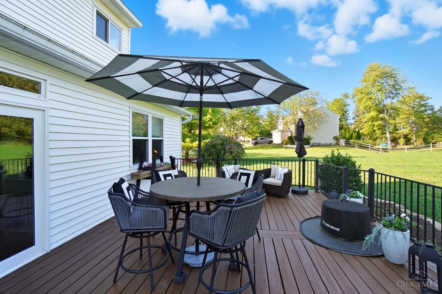 2 Cobblestone Drive