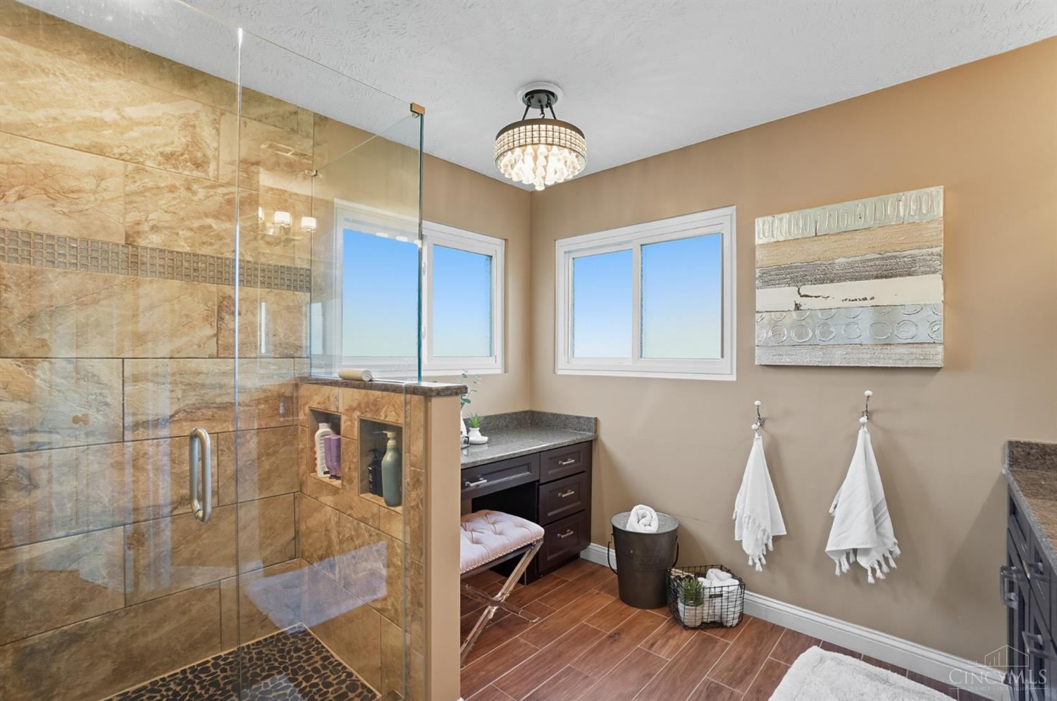 2 Cobblestone Drive
