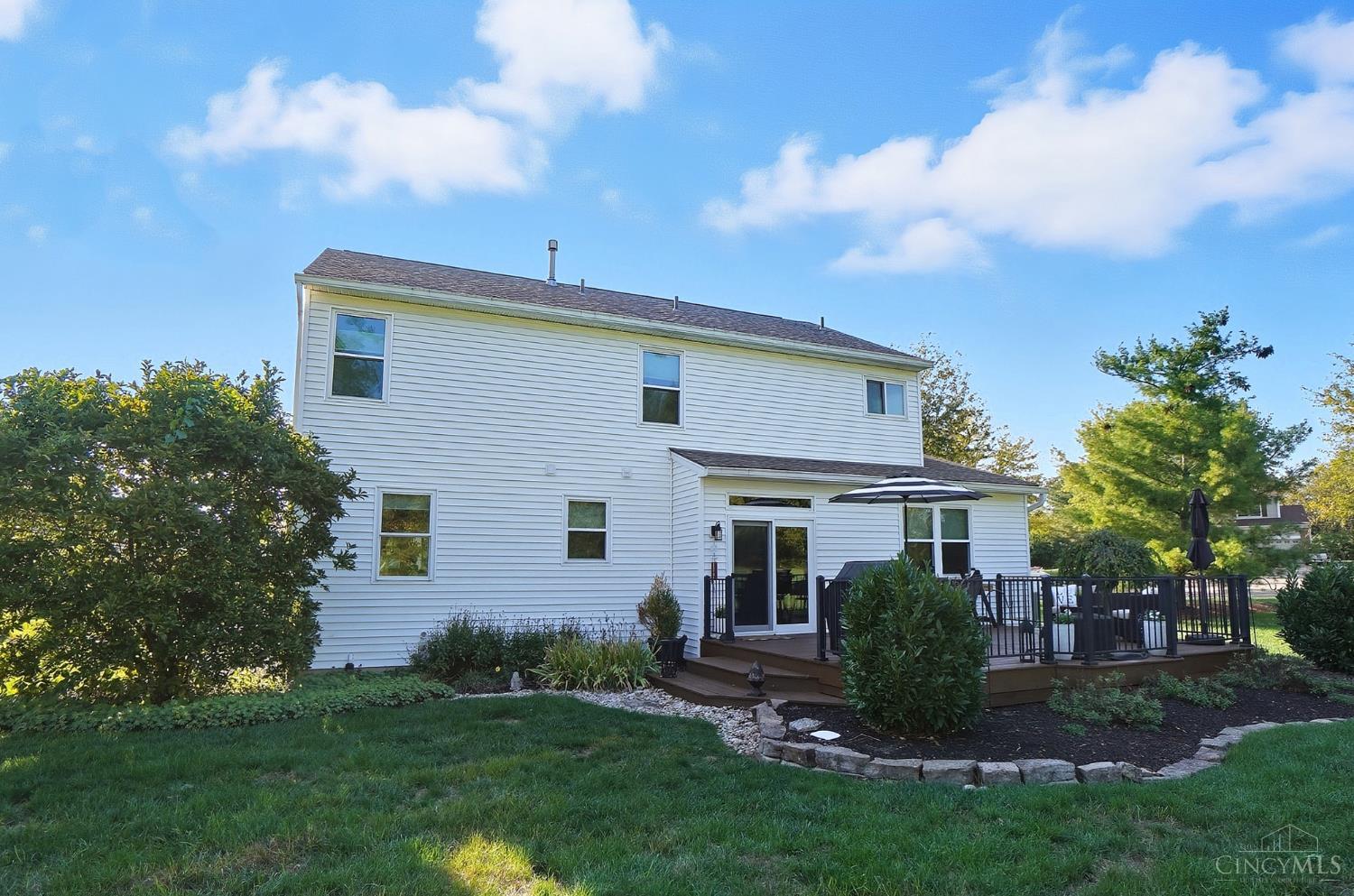 2 Cobblestone Drive
