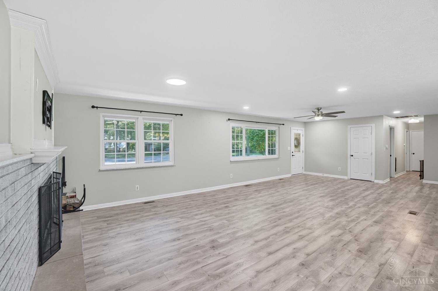 2938 Bruce Court
