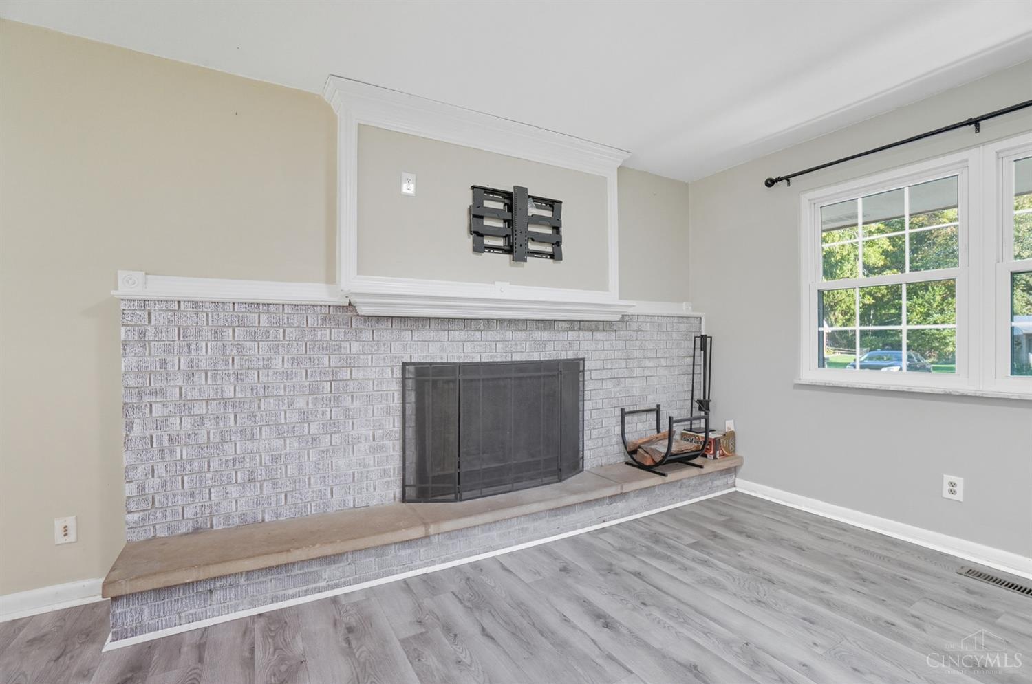 2938 Bruce Court