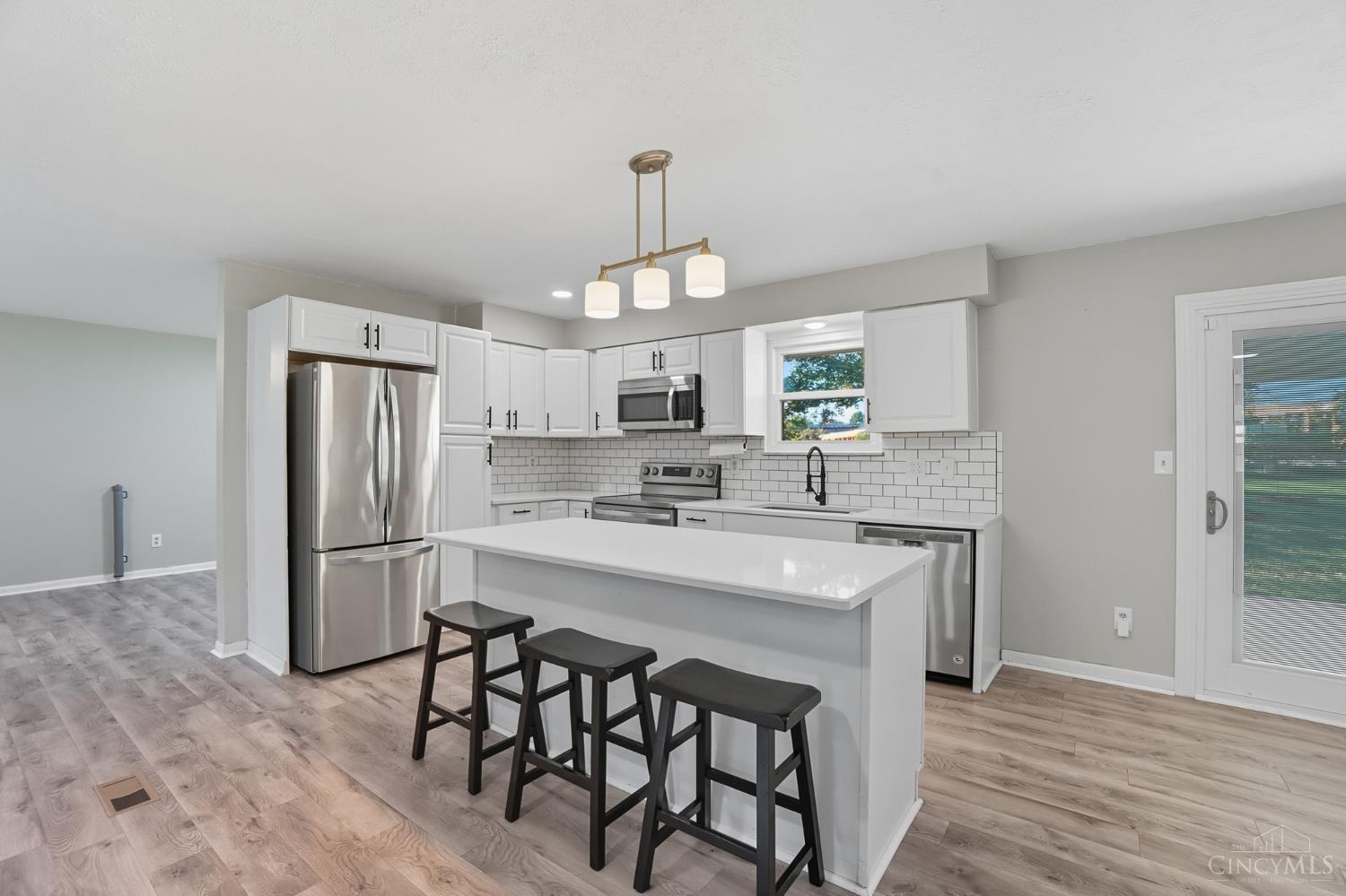 2938 Bruce Court