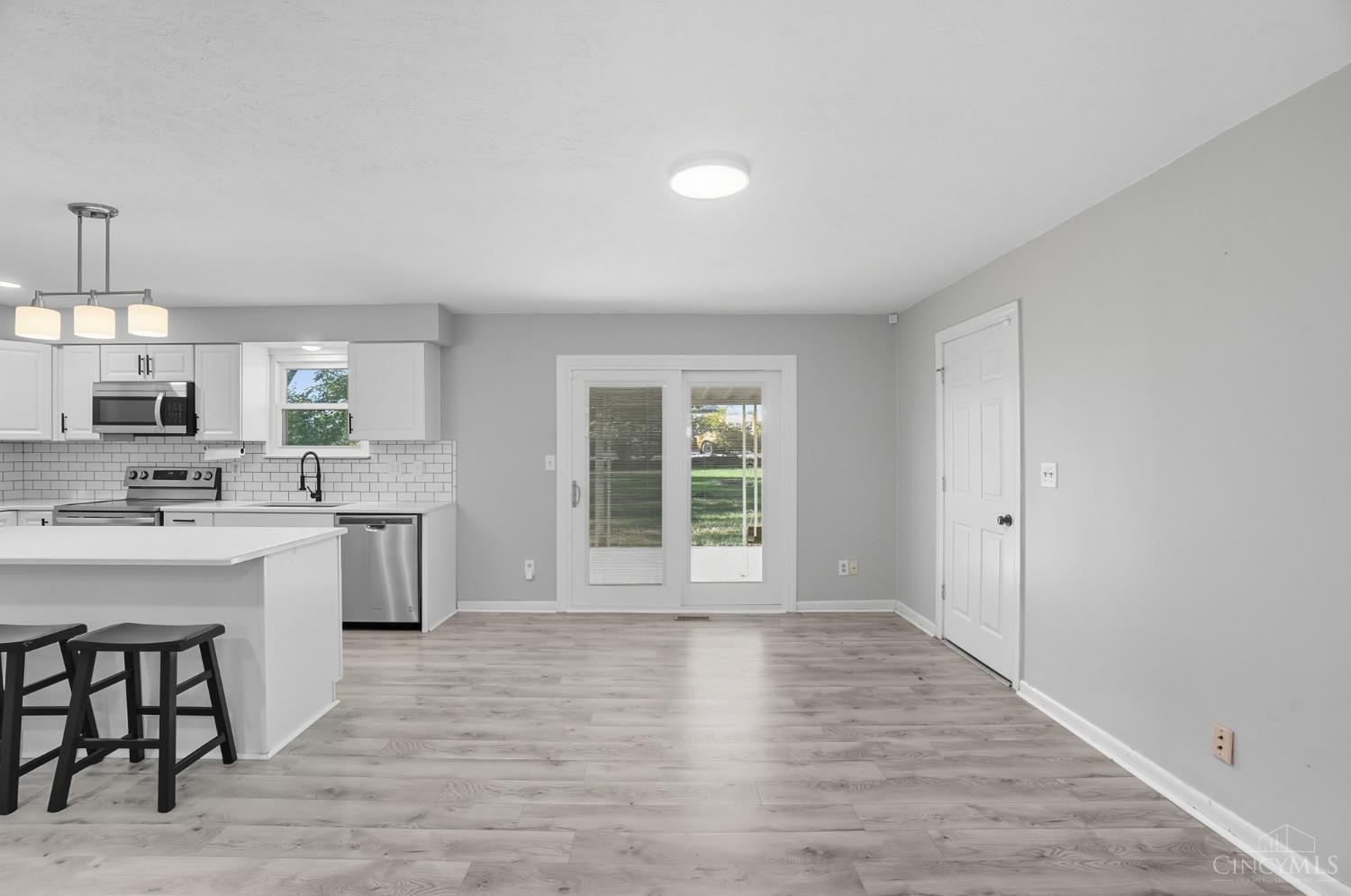 2938 Bruce Court