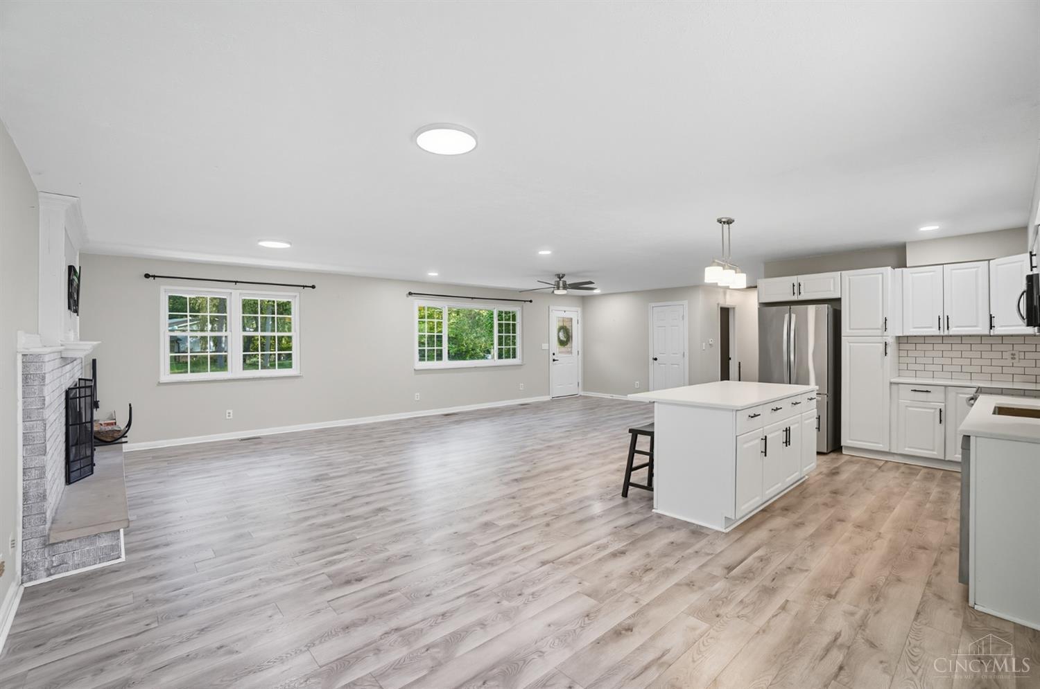 2938 Bruce Court