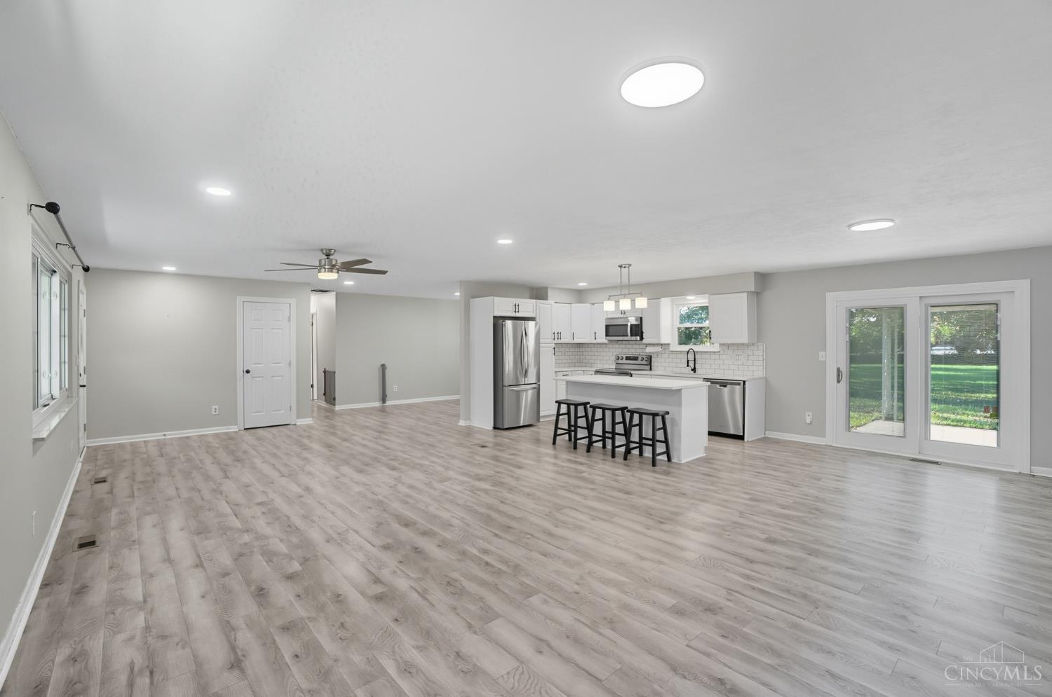 2938 Bruce Court