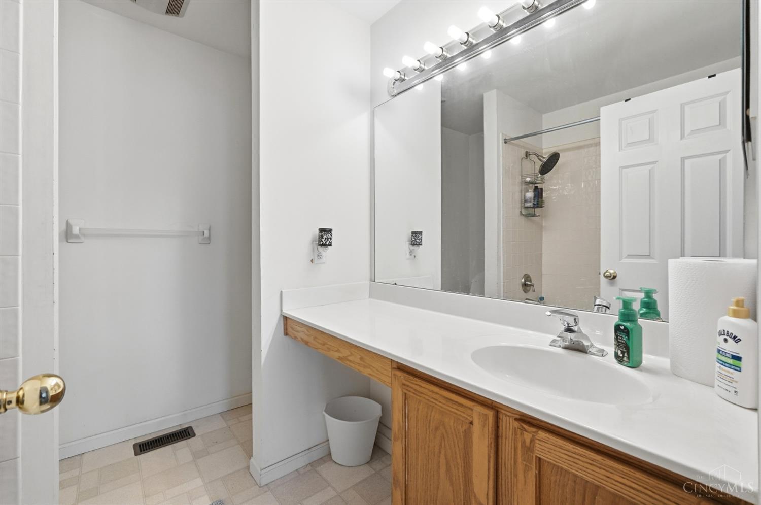 12173 Crestfield Court