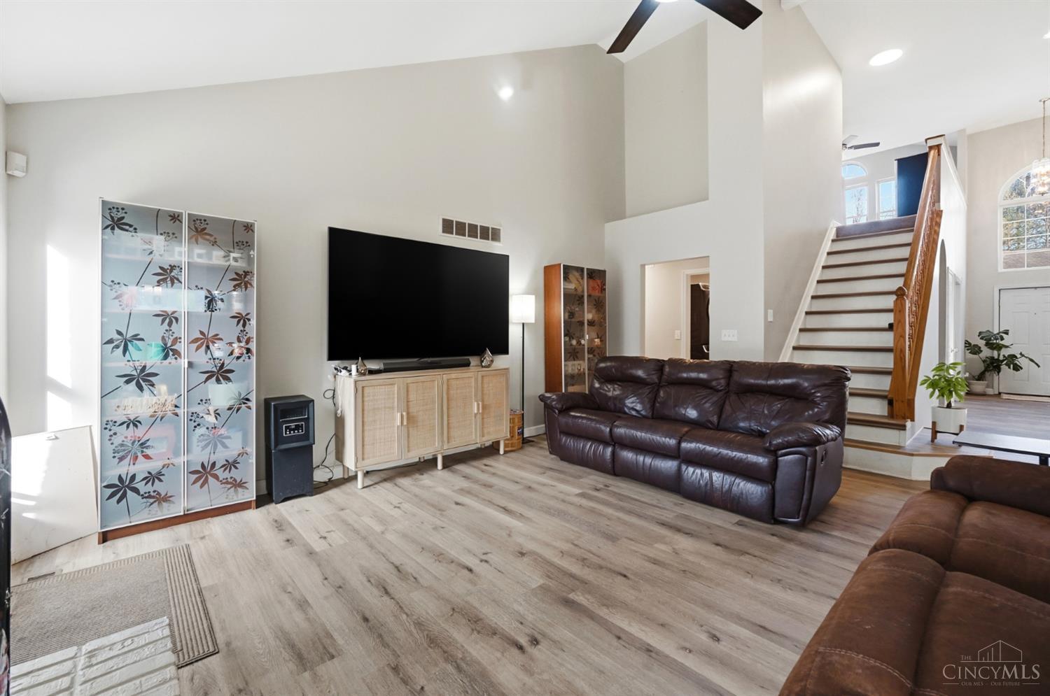 12173 Crestfield Court