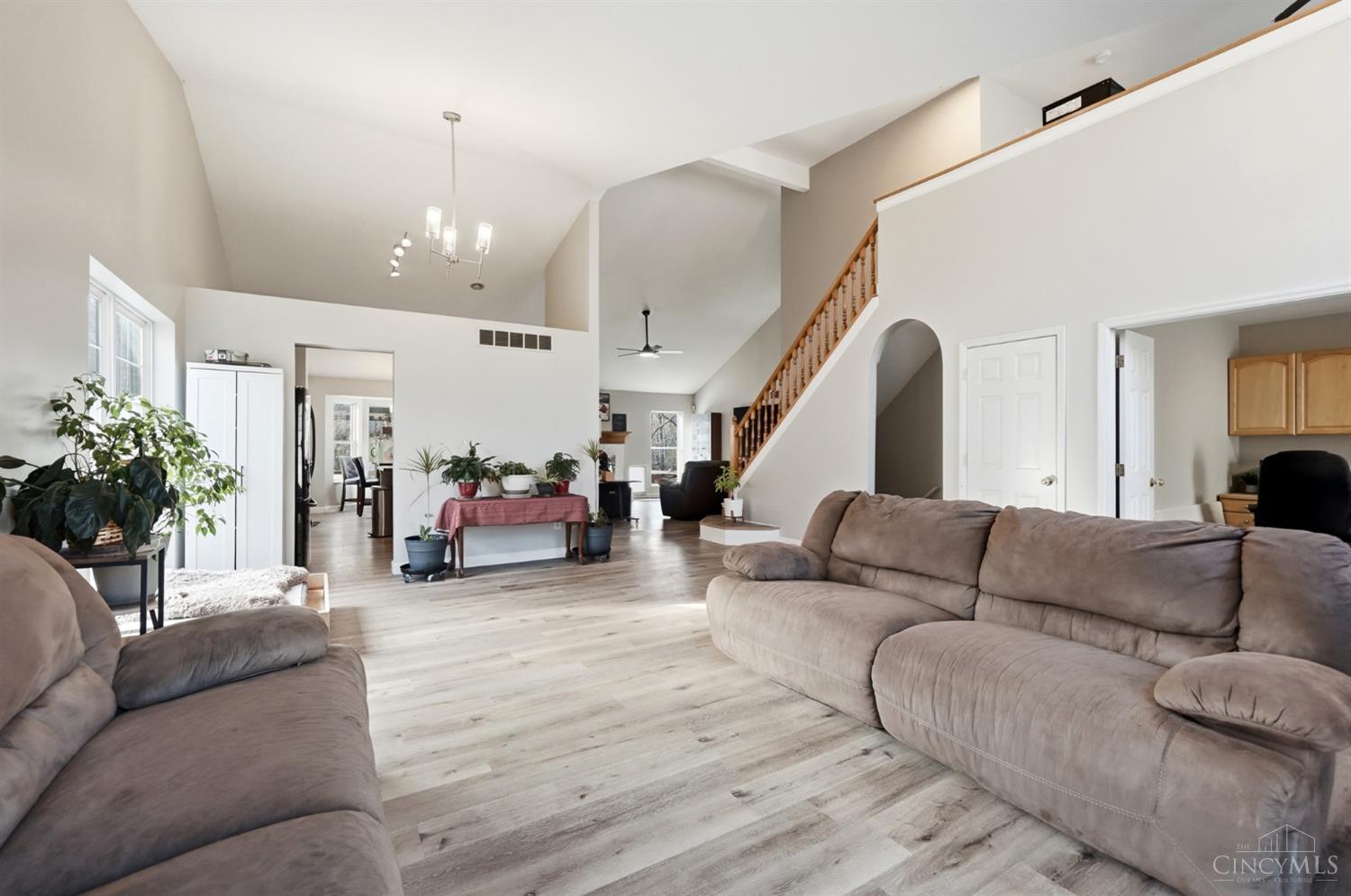 12173 Crestfield Court