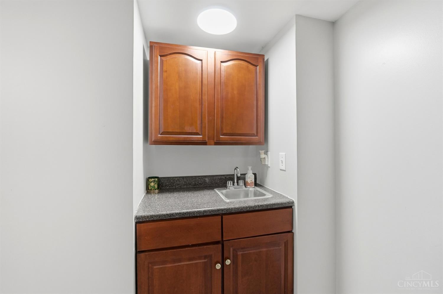 12173 Crestfield Court