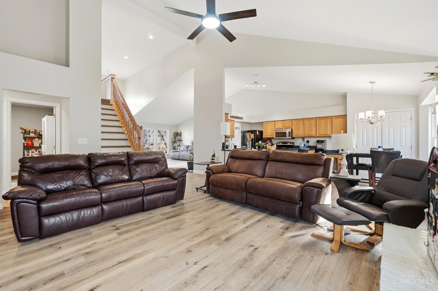 12173 Crestfield Court