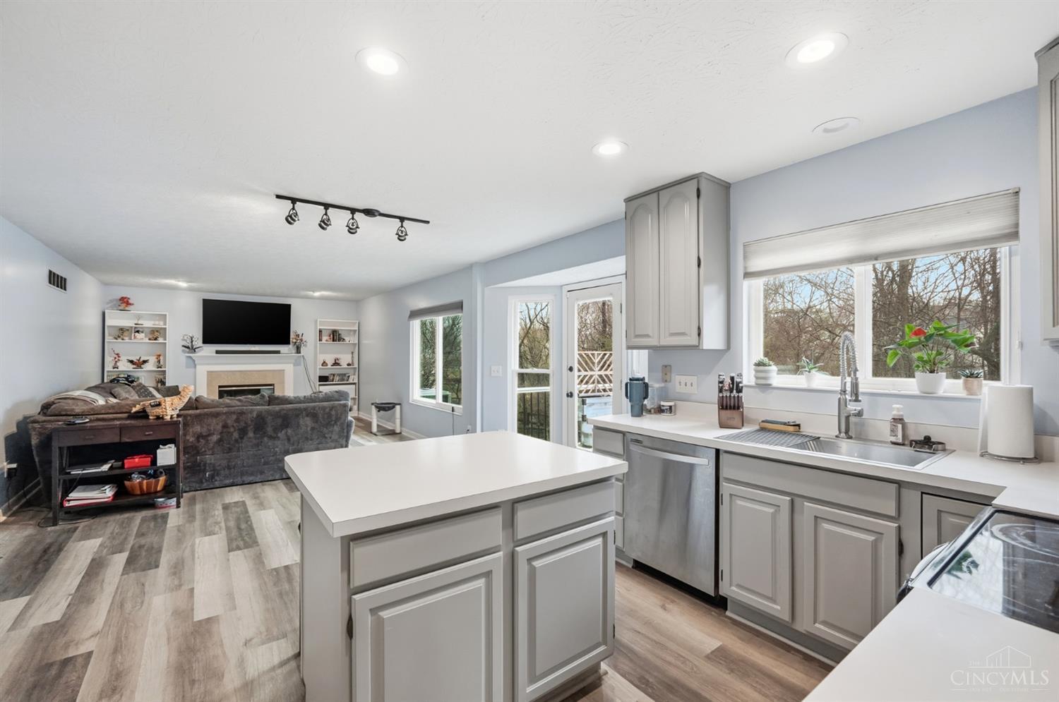 3840 Bach Grove Court