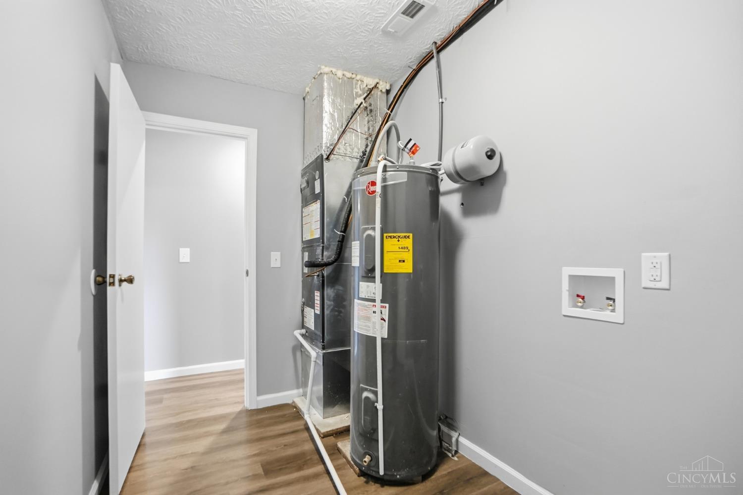 2659 Roosevelt Avenue