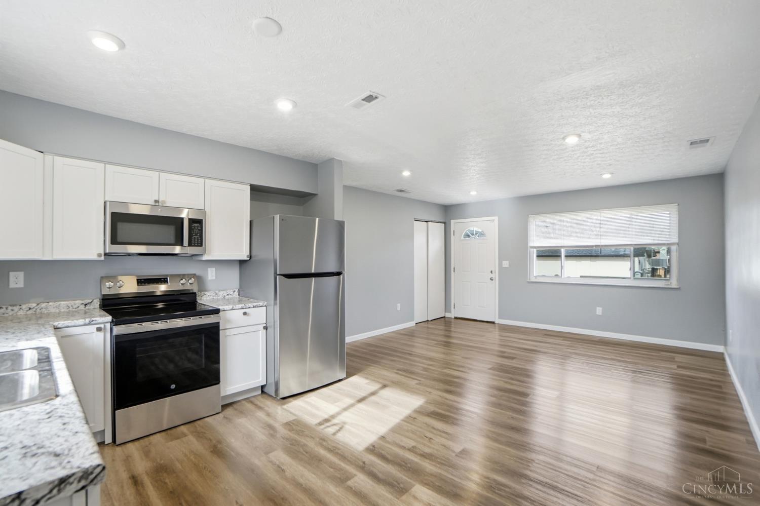 2659 Roosevelt Avenue