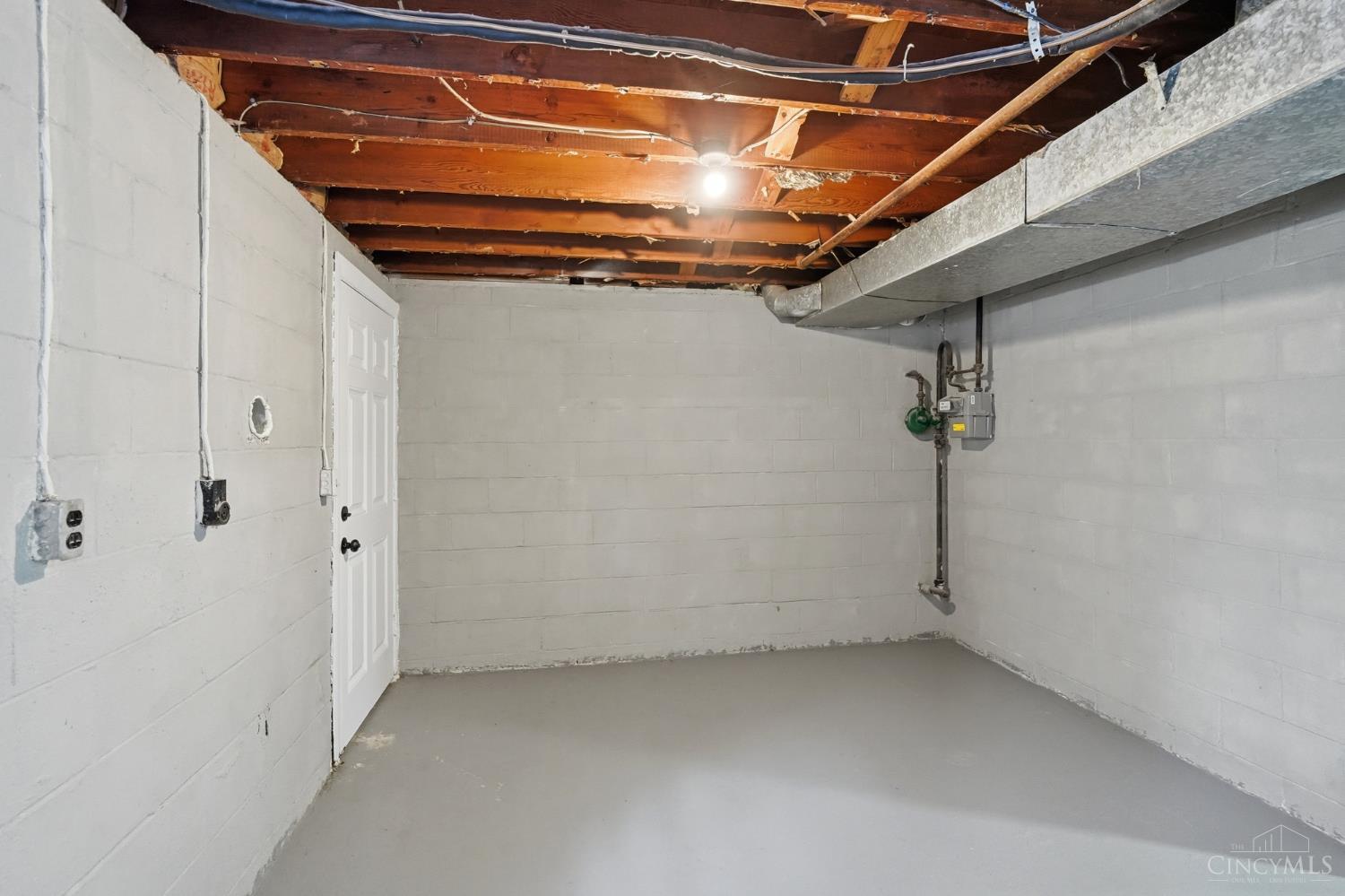 10686 Chelmsford Road