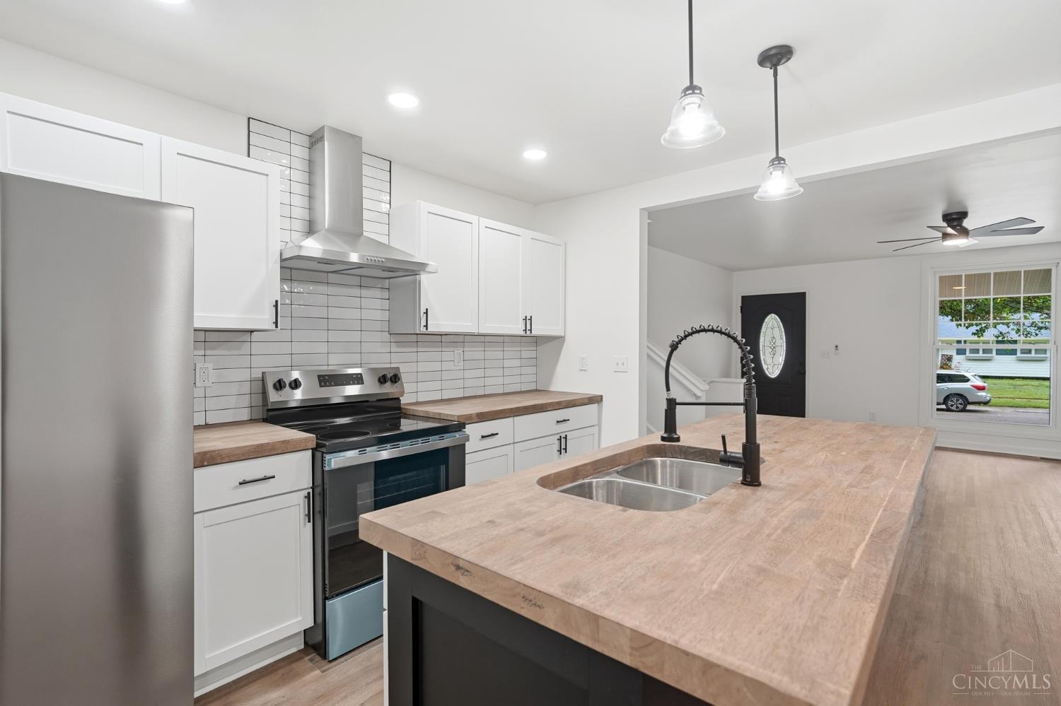 10686 Chelmsford Road