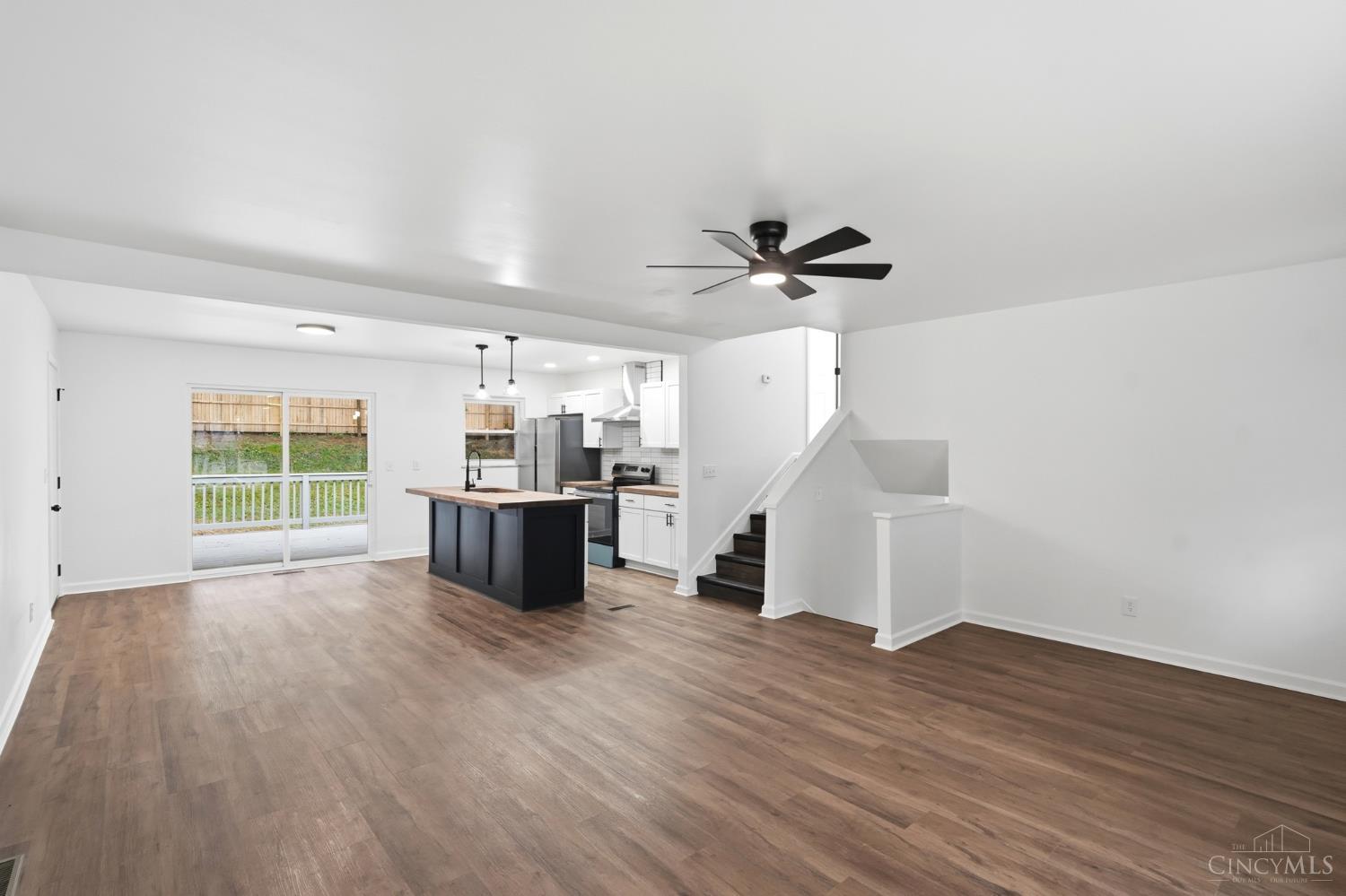 10686 Chelmsford Road