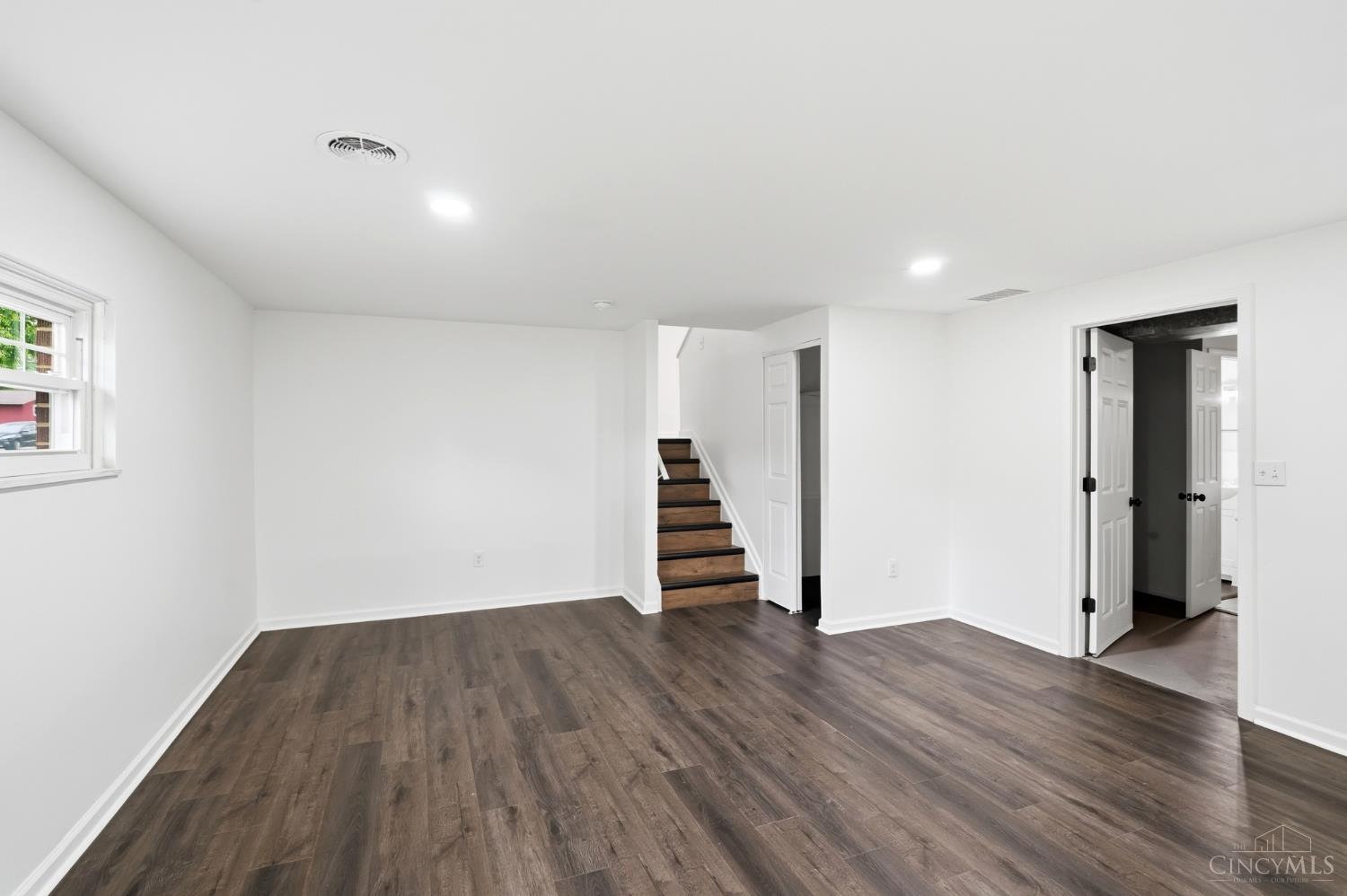 10686 Chelmsford Road