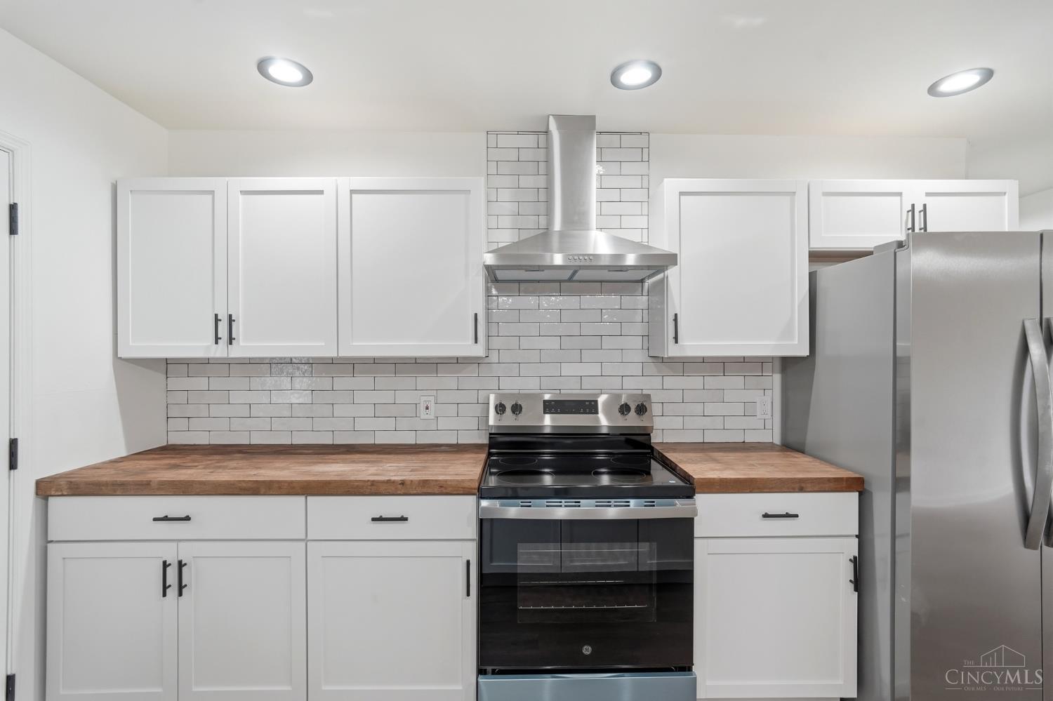 112 W Leslie Avenue